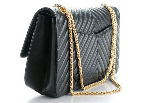 chanel reissue 227 chevron